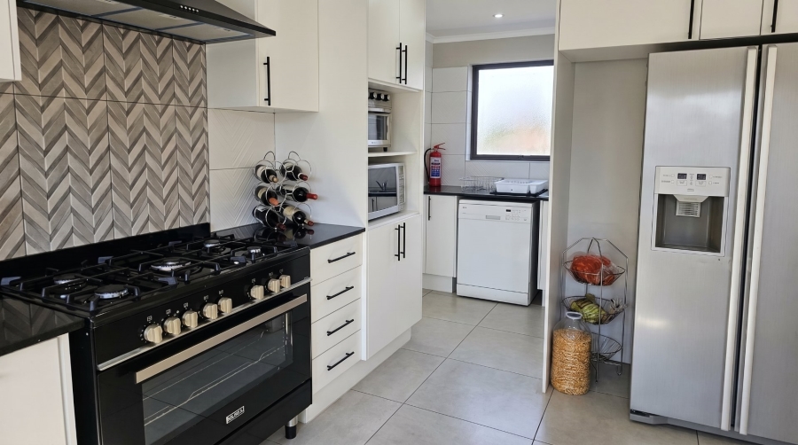6 Bedroom Property for Sale in Dan Pienaar Free State